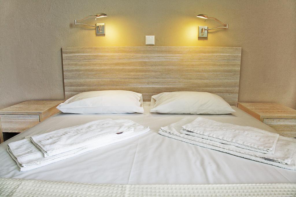 Hotel Stella Skala Rachoni  Bagian luar foto
